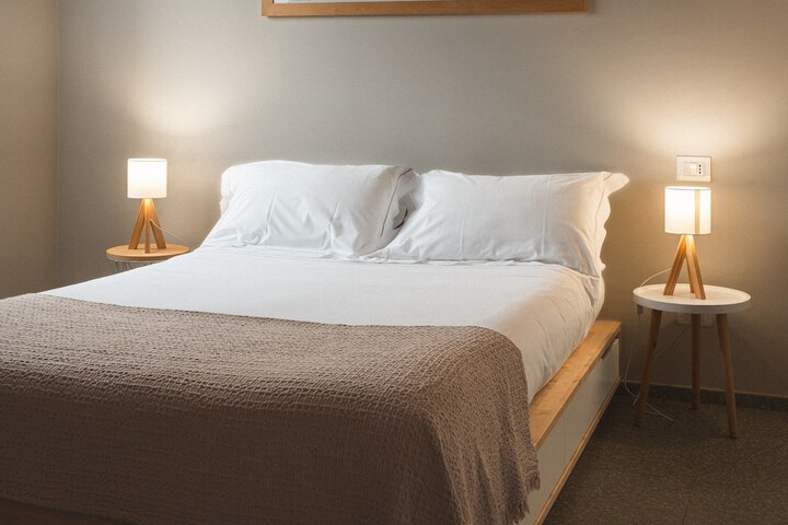 Room 6 of 67