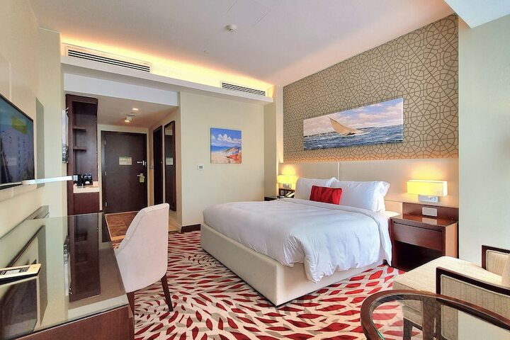 Room 12 of 51