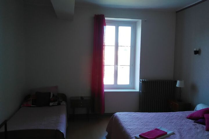 Room 7 of 19