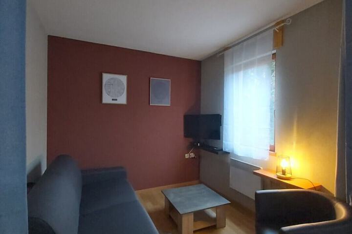 Room 15 of 36