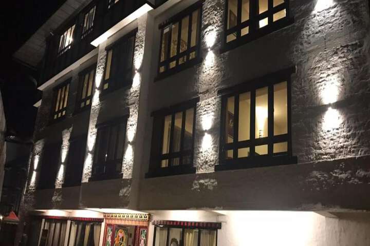 Hotel 64 of 73
