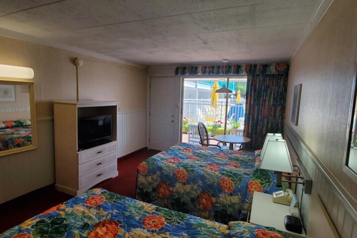 Room 8 of 22