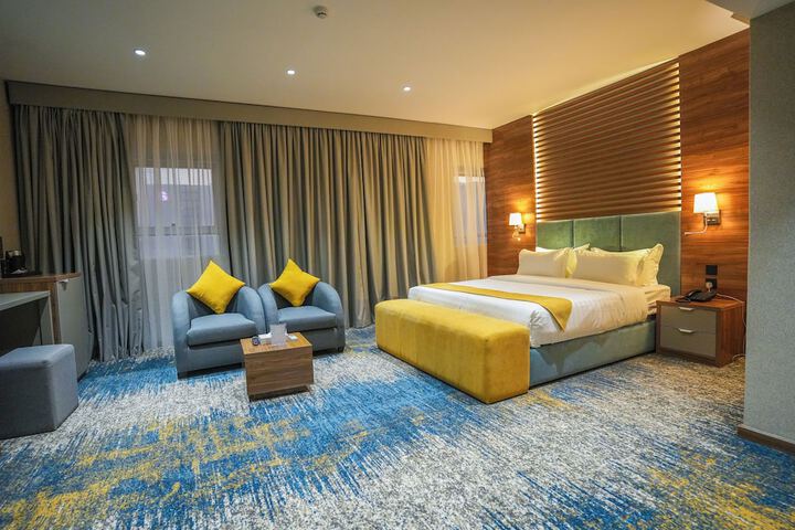 Room 2 of 13