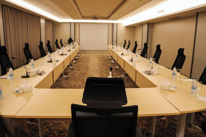 Business Center 48 of 58