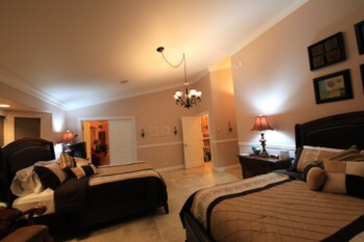 Room 34 of 68