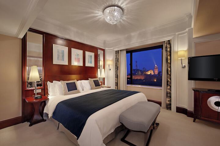 Room 38 of 75