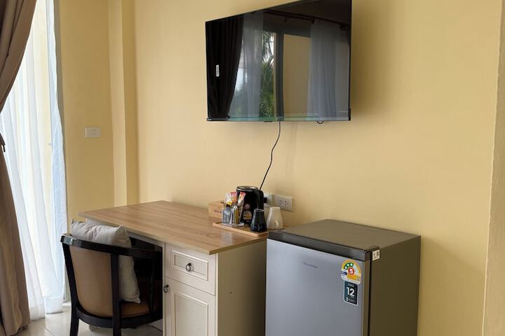 Room 16 of 26