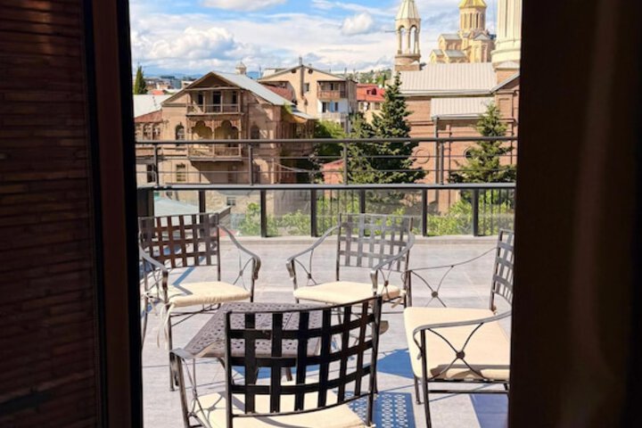 Terrace/Patio 190 of 240