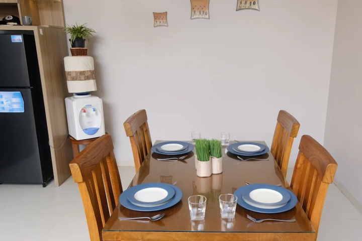 Dining 12 of 12
