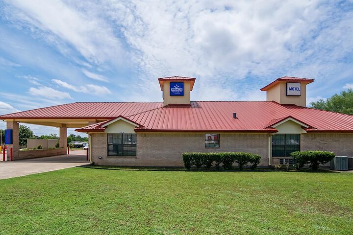 Exterior Photo