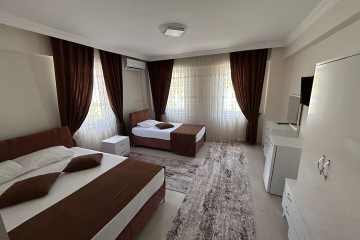 Room 5 of 57