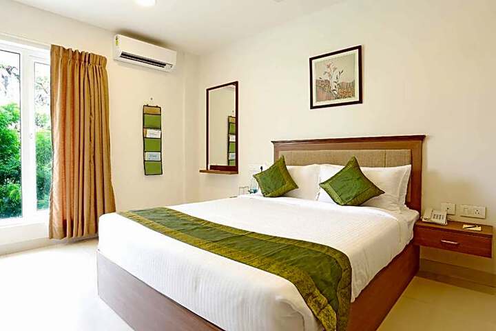 Hotel Rishi Gardens