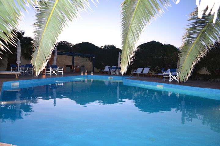 Pool Hotel