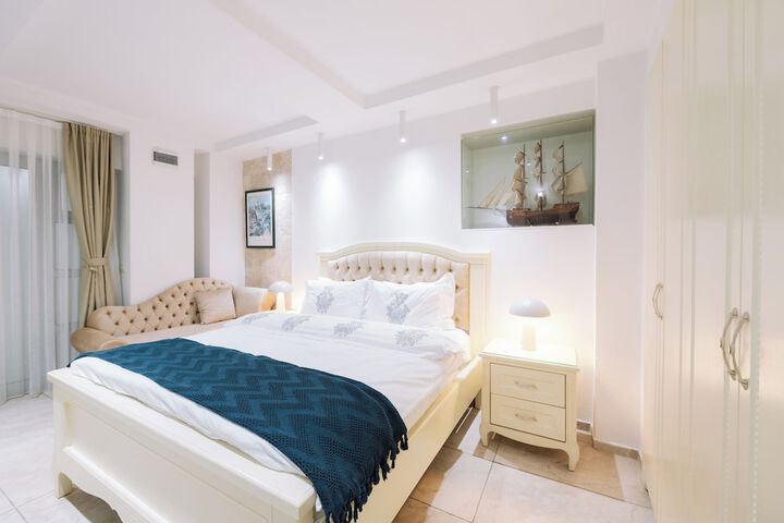 Room 45 of 257