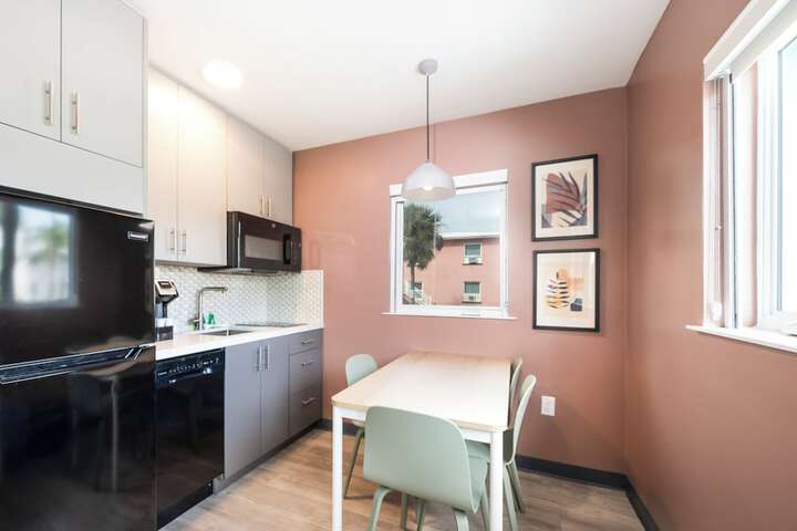 Private kitchenette