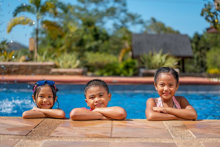 Pool 60 of 119