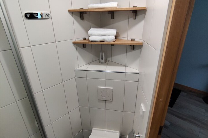 Room 45 of 58
