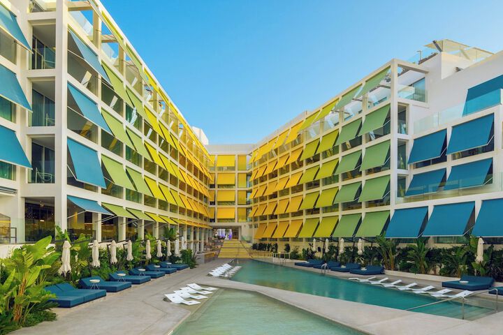 Hotel 140 of 152