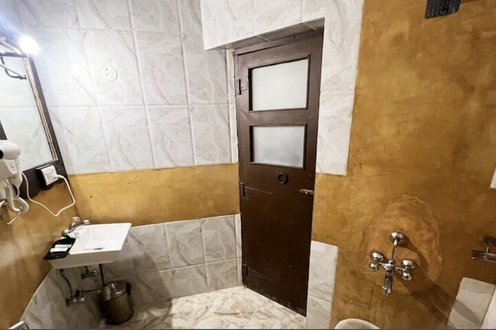 Room 26 of 55
