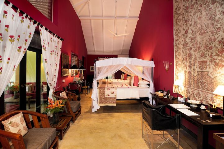 Room 28 of 129