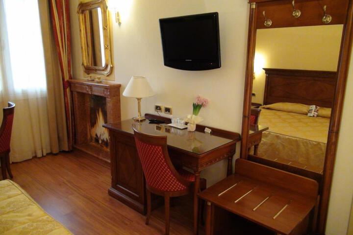 Suite Room