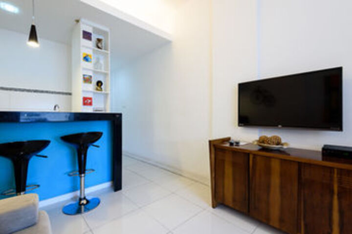 Room 30 of 38