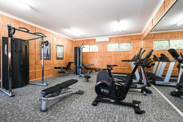 Health and Fitness 116 of 301