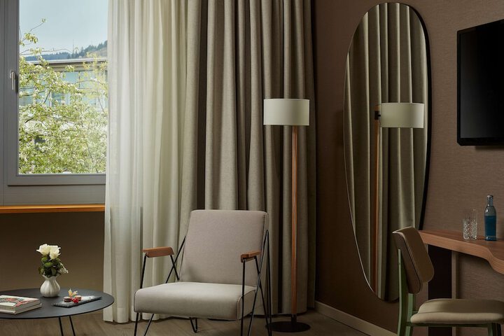 Room 21 of 55