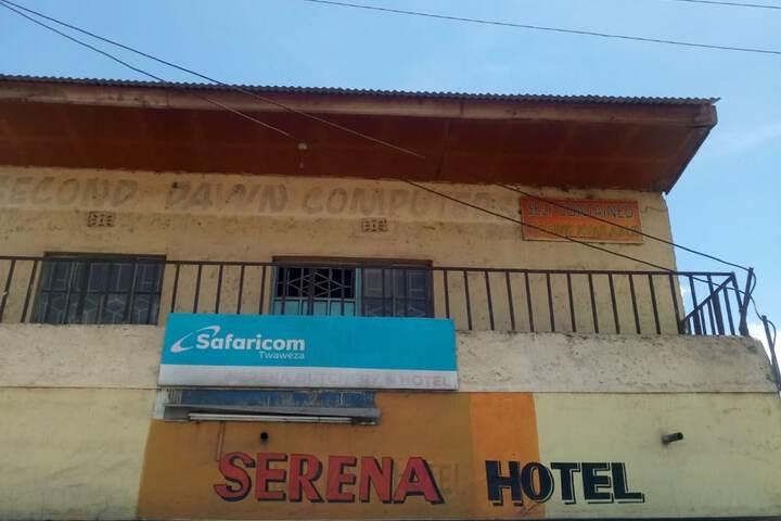 Serena Hotel