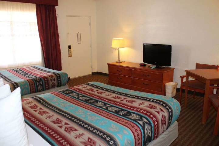 Room 16 of 42