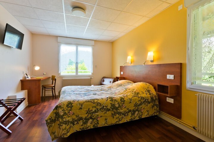 Room 12 of 35