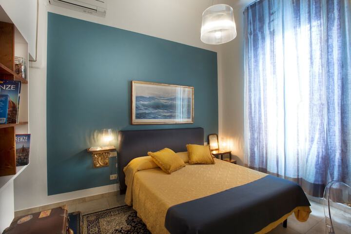 Room 14 of 40