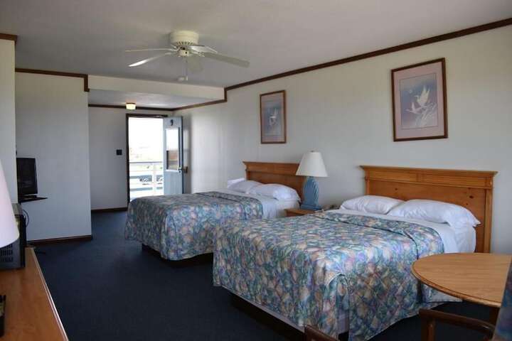 Room 8 of 43