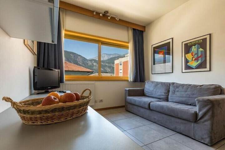Room 7 of 10