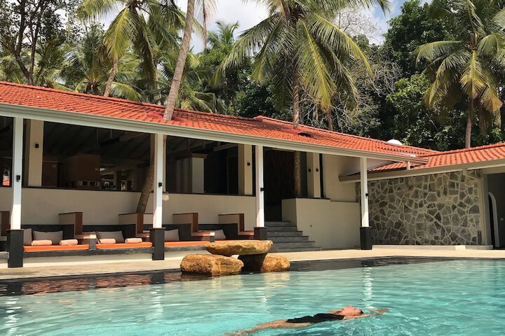 Pool 56 of 95