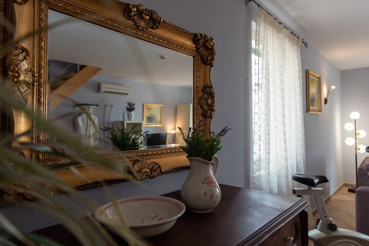 Room 14 of 182
