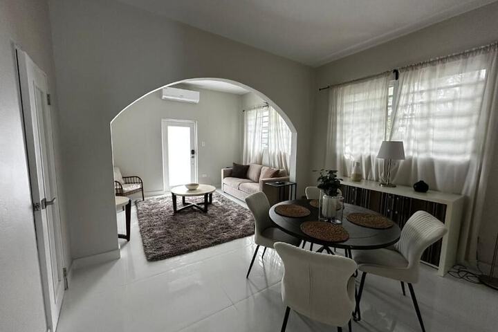 Breathtaking 2-Br Beachside Apartment in San Juan