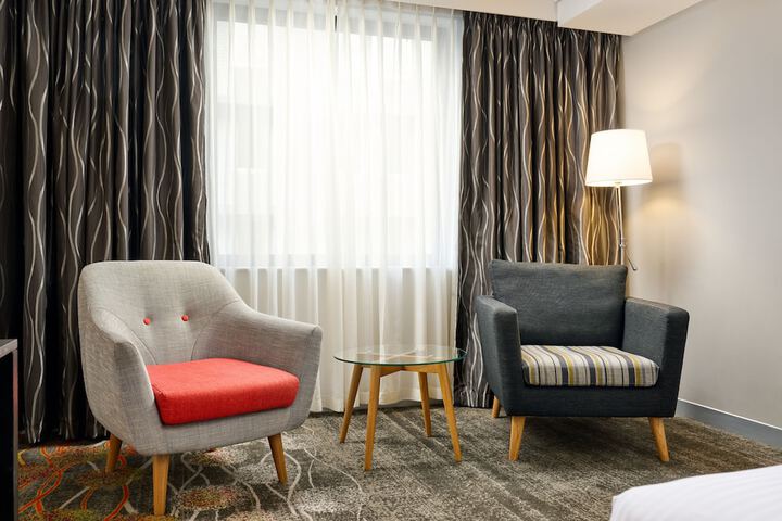 Room 19 of 104