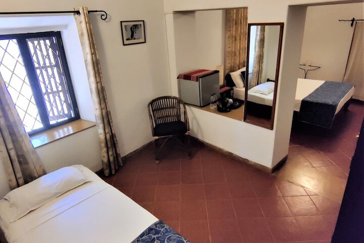 Room 37 of 111