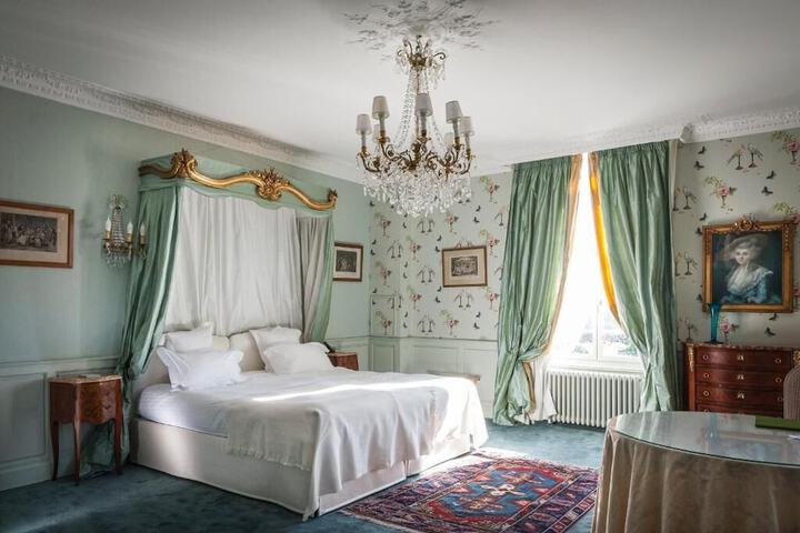 Room 19 of 46