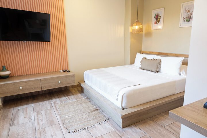 Room 73 of 119