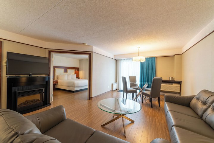 Room 42 of 72