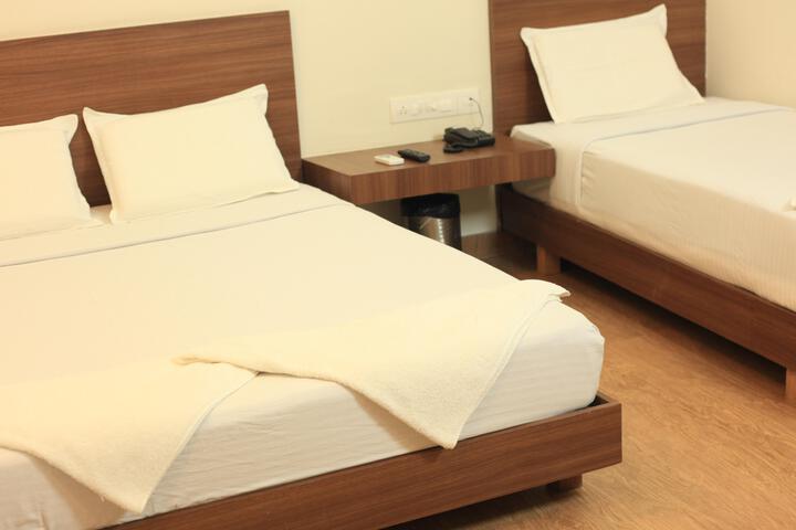 Room 3 of 6