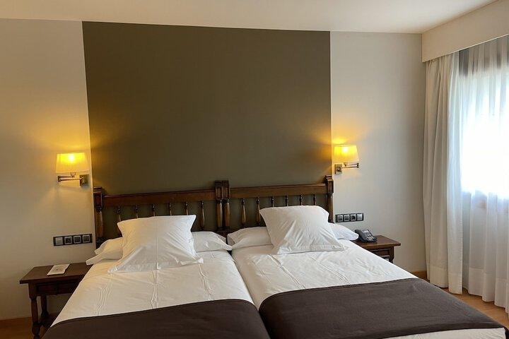 Room 5 of 46