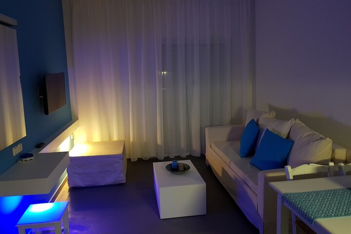 Room 97 of 172
