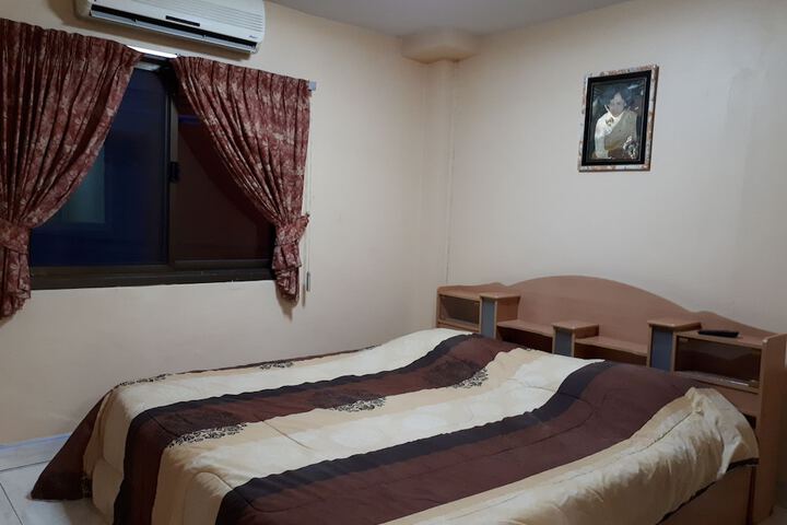 Room 3 of 23