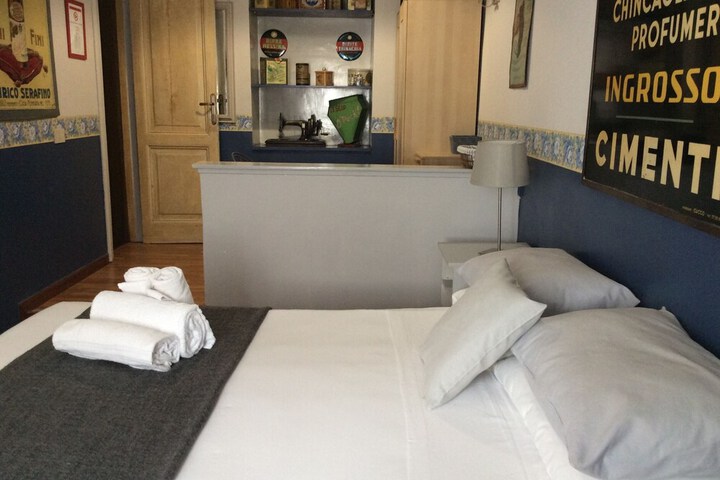 Room 6 of 39
