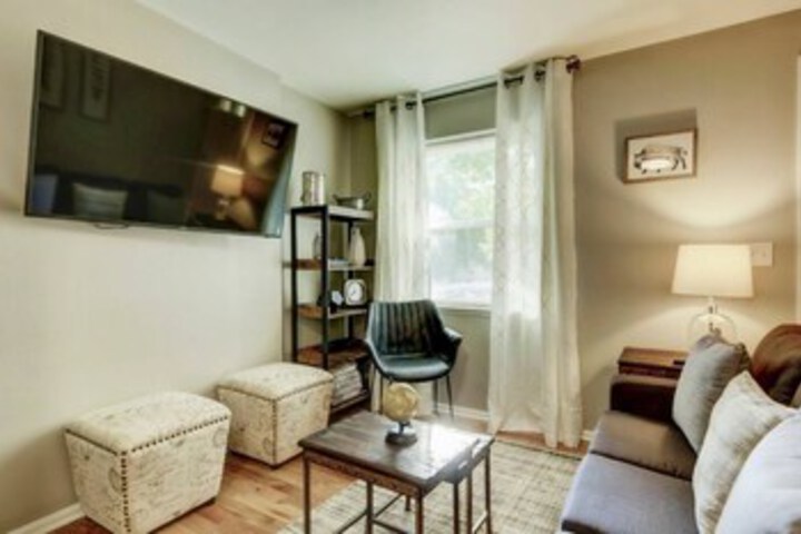 Room 8 of 23