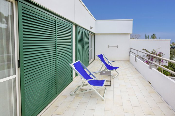 Terrace/Patio 119 of 122
