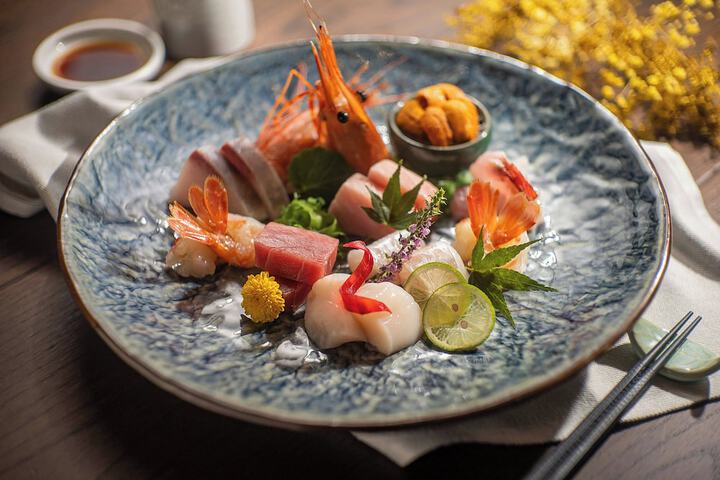 Dining 54 of 78